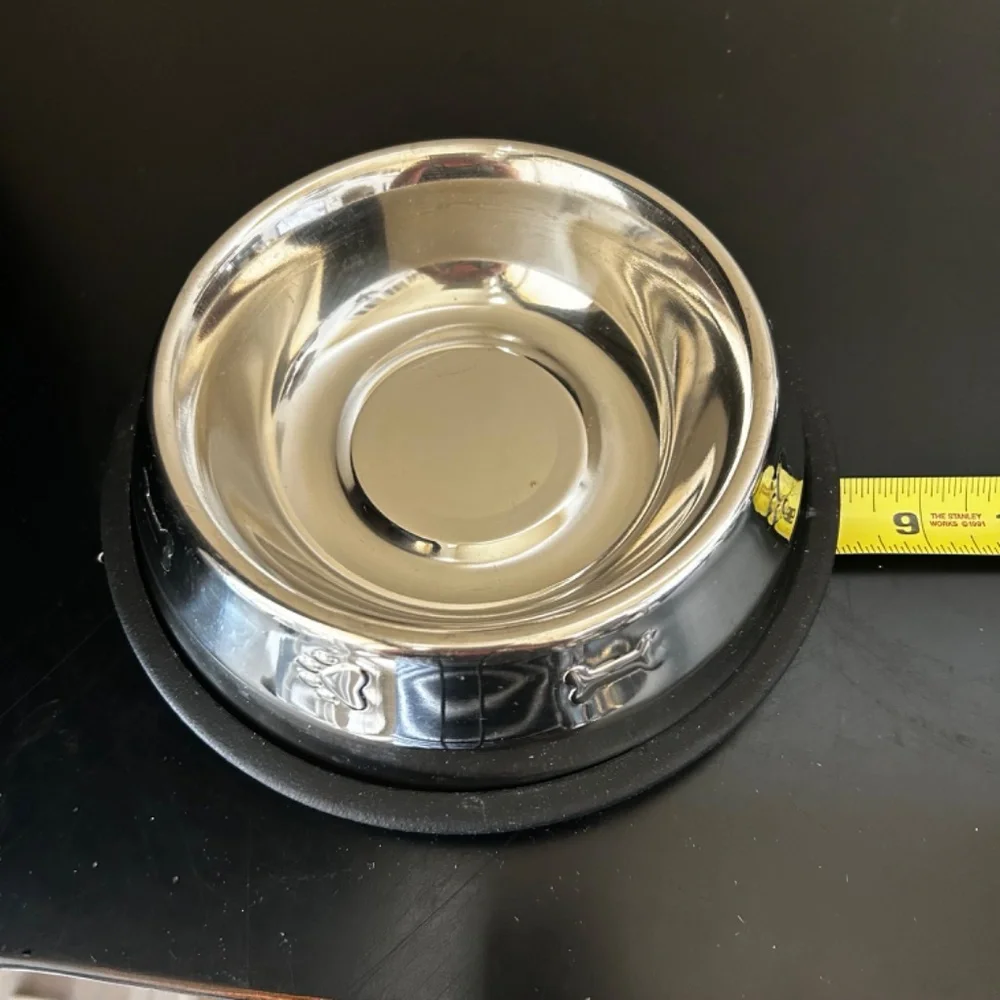 Stainless Steel Non-Slip Dog Bowls. (Set of 2)